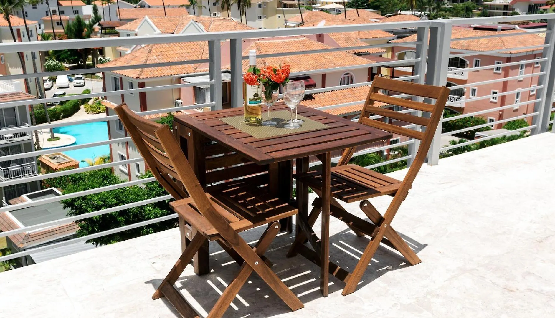 Vacation Studios With Rooftop Pool, Beach Club, Restaurants - Playa Los Corales Punta Cana Dominican Republic