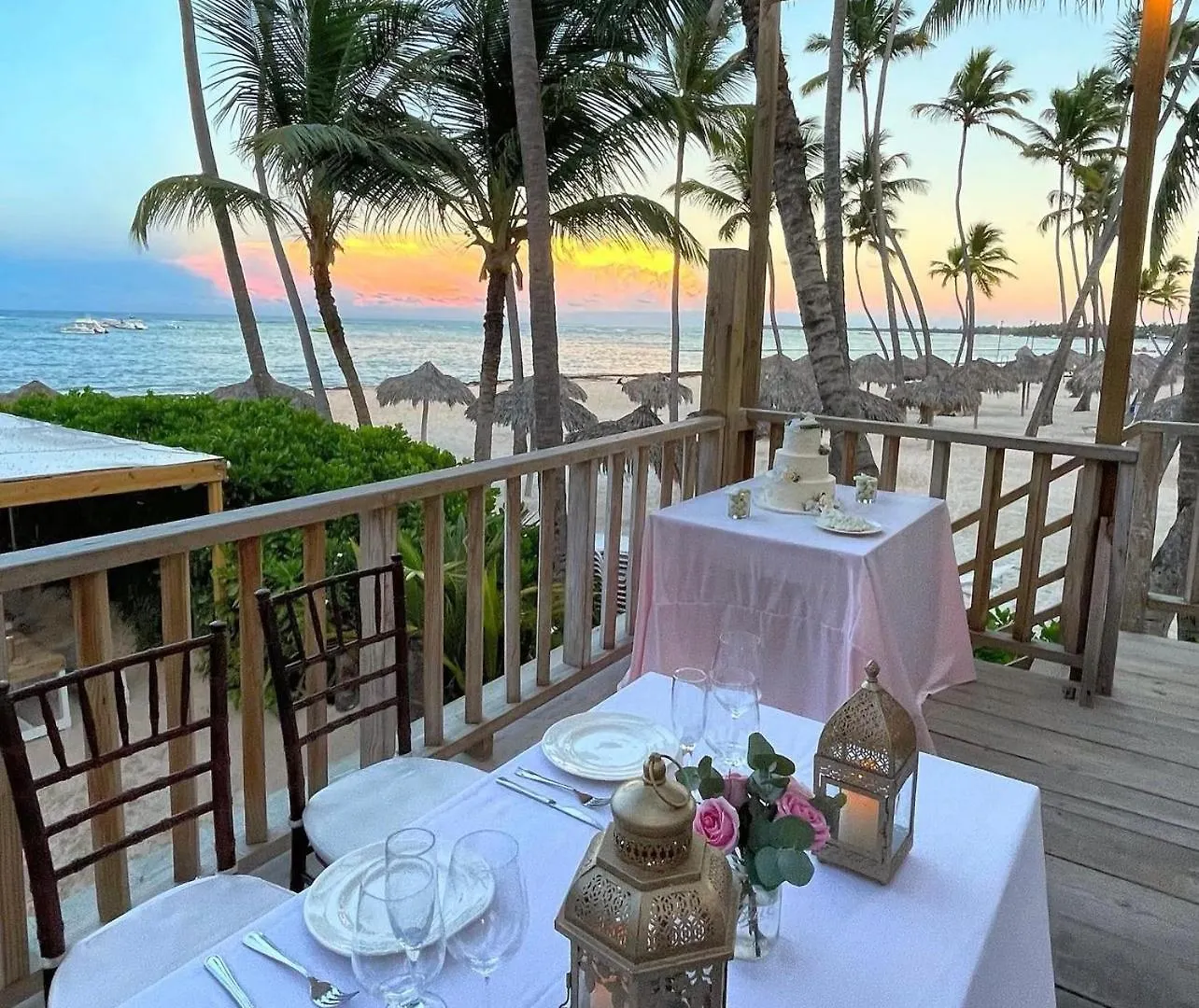 Vacation Studios With Rooftop Pool, Beach Club, Restaurants - Playa Los Corales Punta Cana Dominican Republic