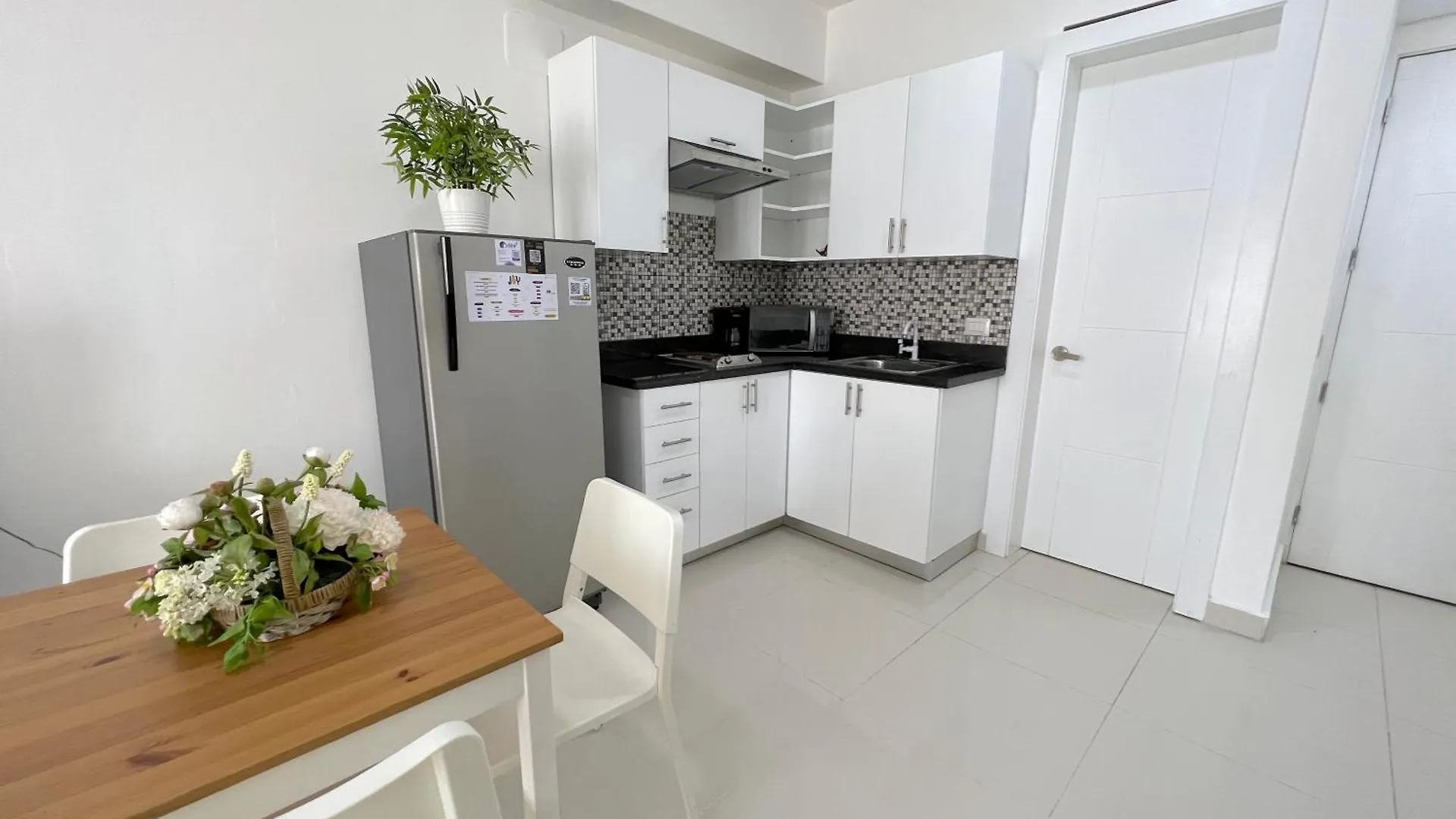 Vacation Studios With Rooftop Pool, Beach Club, Restaurants - Playa Los Corales Punta Cana Dominican Republic