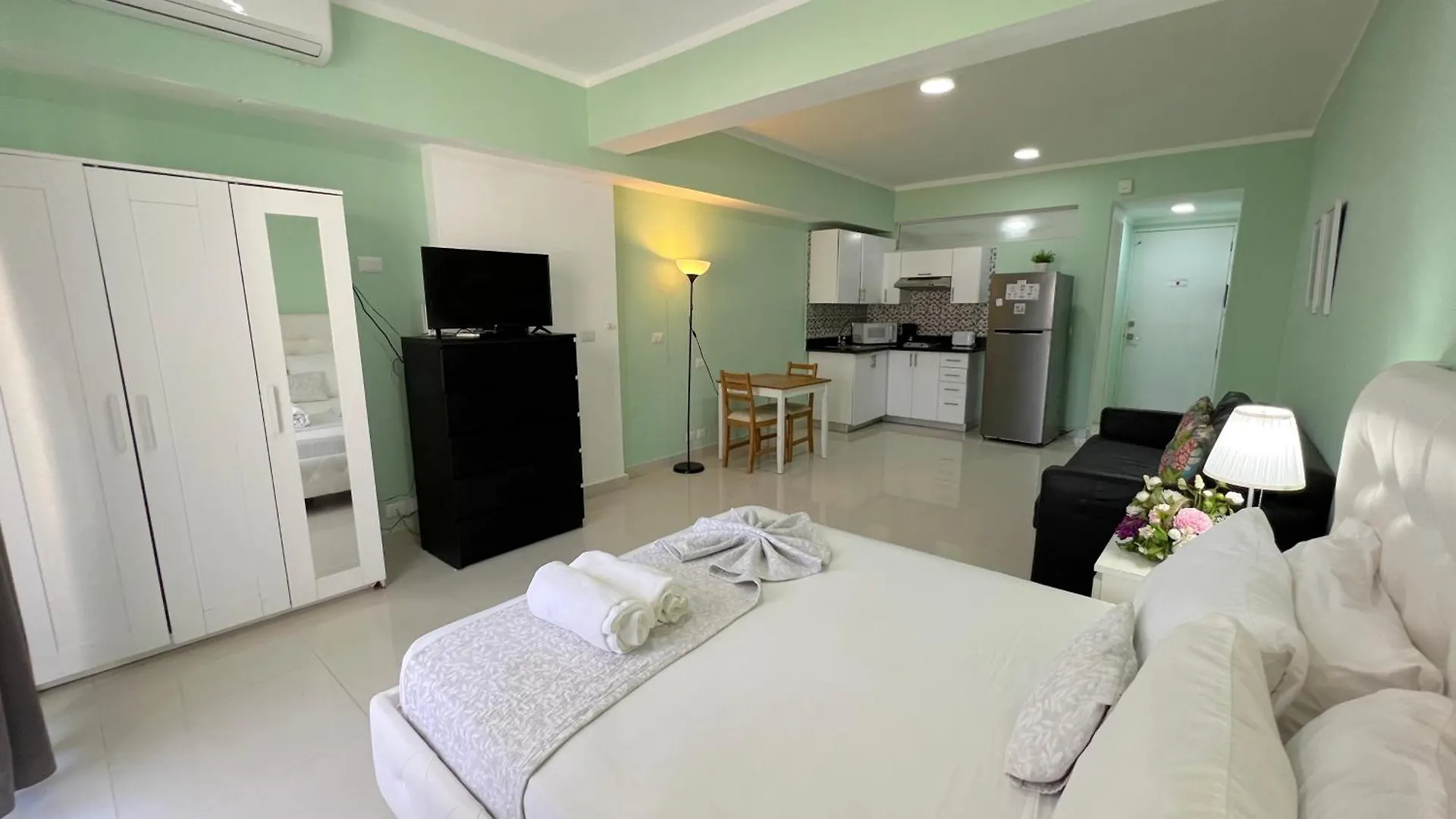 ***** Hotel Vacation Studios With Rooftop Pool, Beach Club, Restaurants - Playa Los Corales Punta Cana Dominican Republic